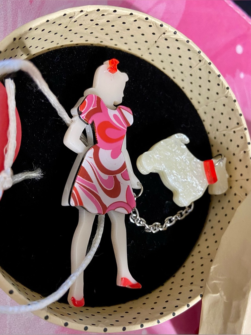 wAlKiNg WoNdErS erstwilder brooch new scottie dog leash